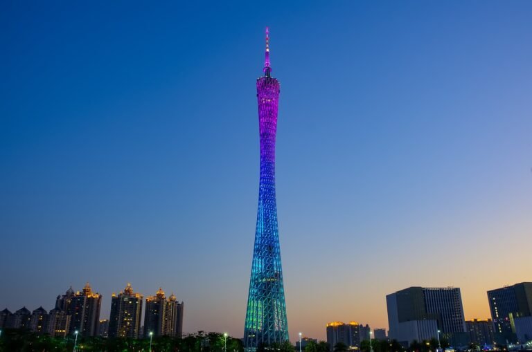 guangzhou tower, twilight, night view-1200842.jpg